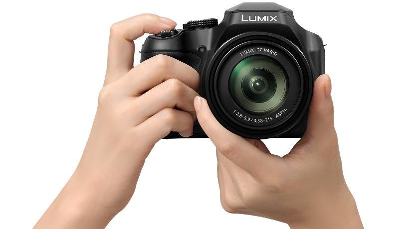 LUMIX FZ82