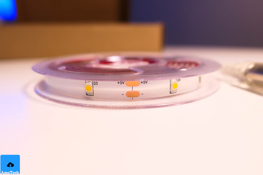 recensione striscia LED bianca che si alimenta anche con batterie stilo