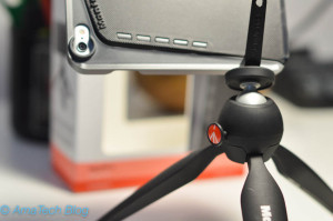 cavalletto dalle dimensioni ridotte Manfrotto Klyp per iPhone e Reflex