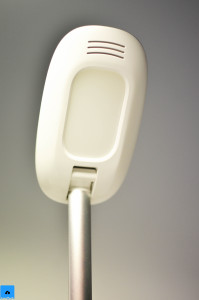 lampada da tavolo LED bianca multifunzione AVANTEK